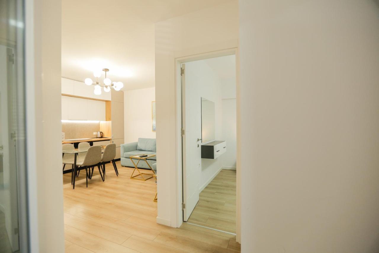 Miku Apartment-Premium 2Bd At Wilson Square Tirana Exterior photo